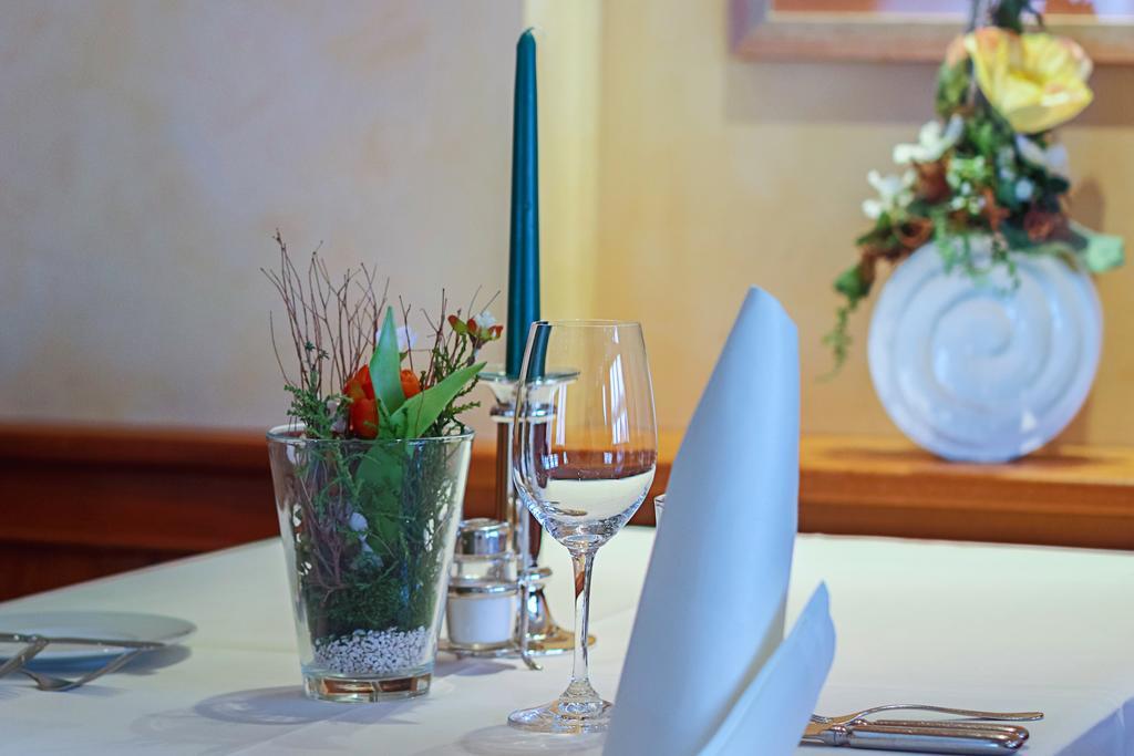 Hotel-Restaurant Kunz Pirmasens Ngoại thất bức ảnh