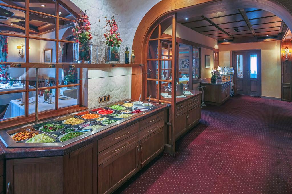Hotel-Restaurant Kunz Pirmasens Ngoại thất bức ảnh