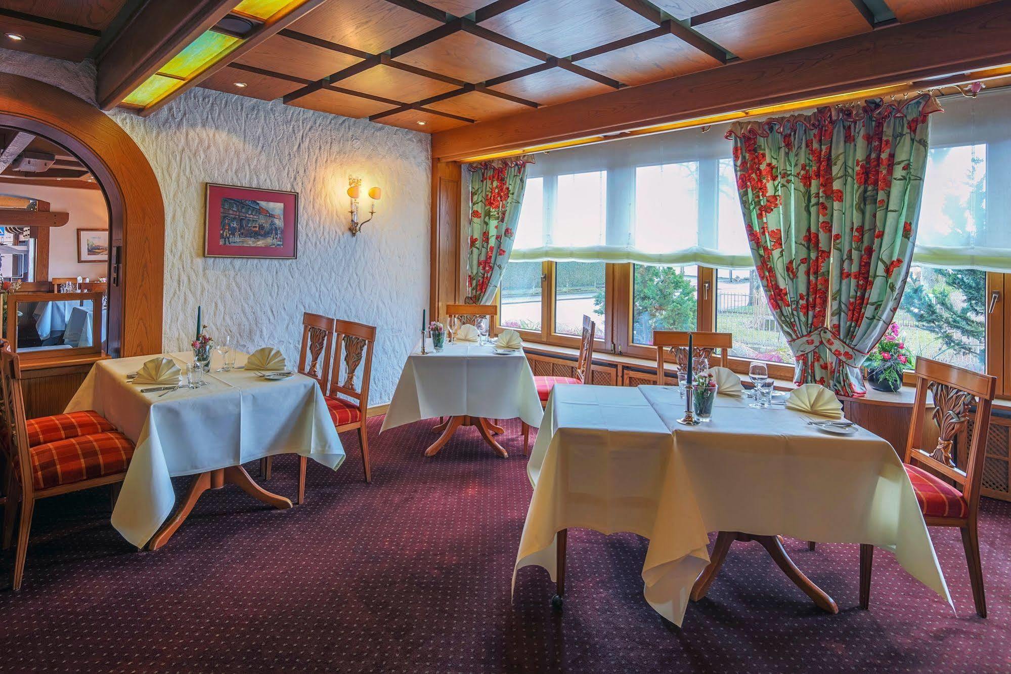 Hotel-Restaurant Kunz Pirmasens Ngoại thất bức ảnh
