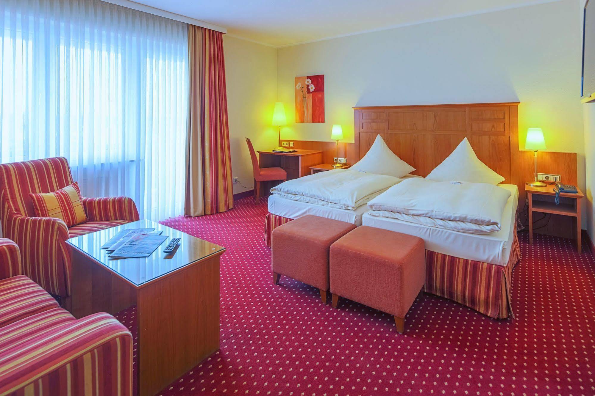 Hotel-Restaurant Kunz Pirmasens Ngoại thất bức ảnh