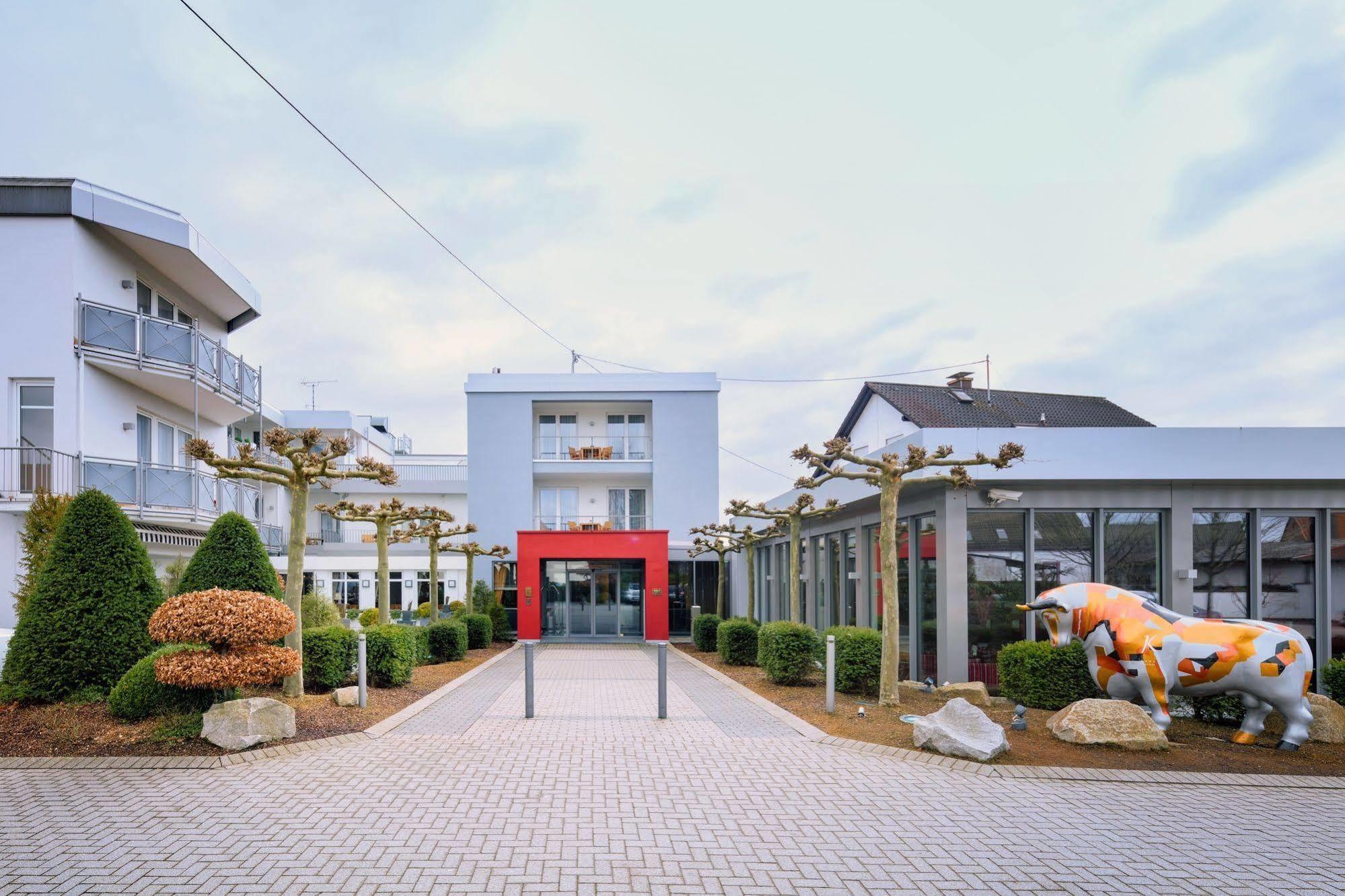 Hotel-Restaurant Kunz Pirmasens Ngoại thất bức ảnh